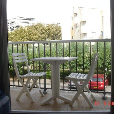Studio La Grande Motte, Parking Bagian luar foto